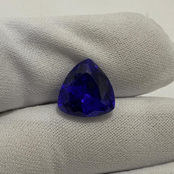 Tanzanite (Price per Carat Color AAA)