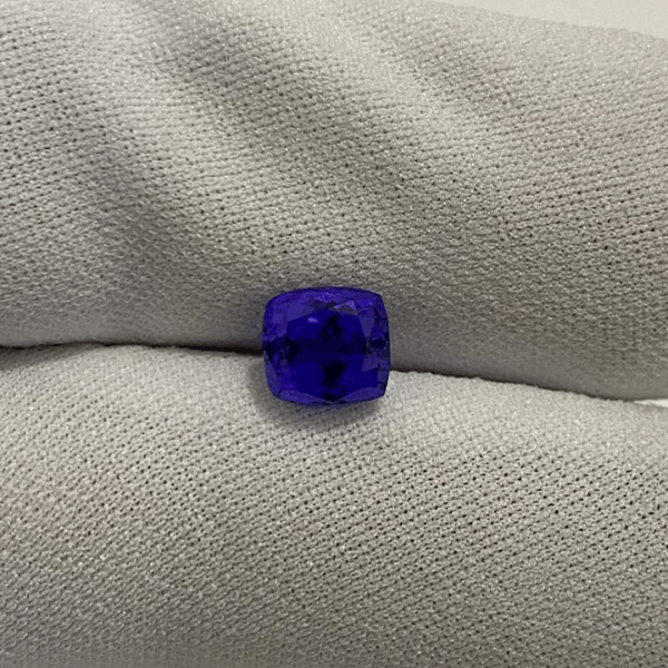 Tanzanite (Price per Carat Color AAA) - Image 2